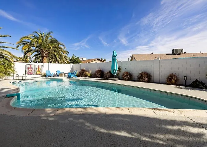Holiday home The Cactus Palace - Desert Retreat ,heated Pool Phoenix
